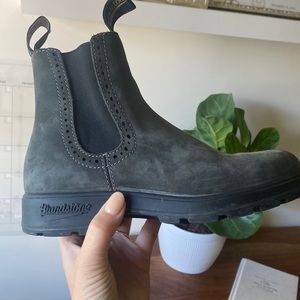 Blundstone womens grey boots